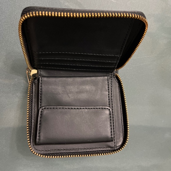 Wallet - Guess - Picture 1 of 2